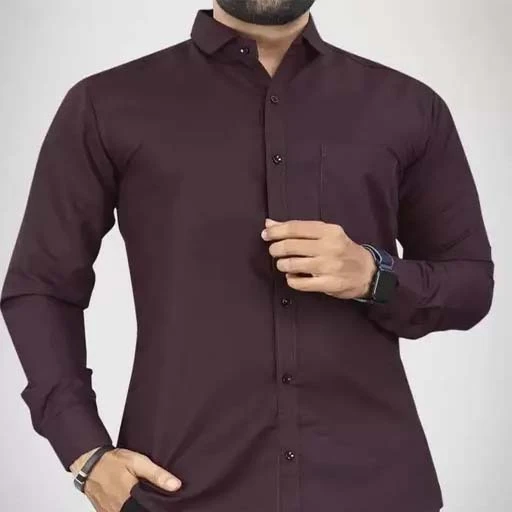 Men Slim Fit Solid Spread Collar Casual Shirt