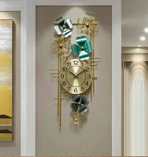 Decorative Floral Wall Hanging Watch